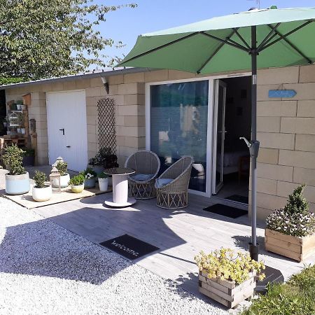 Bed and Breakfast Escale En Baie. Pontaubault Zewnętrze zdjęcie