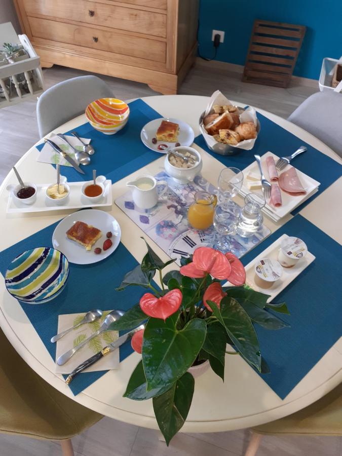 Bed and Breakfast Escale En Baie. Pontaubault Zewnętrze zdjęcie